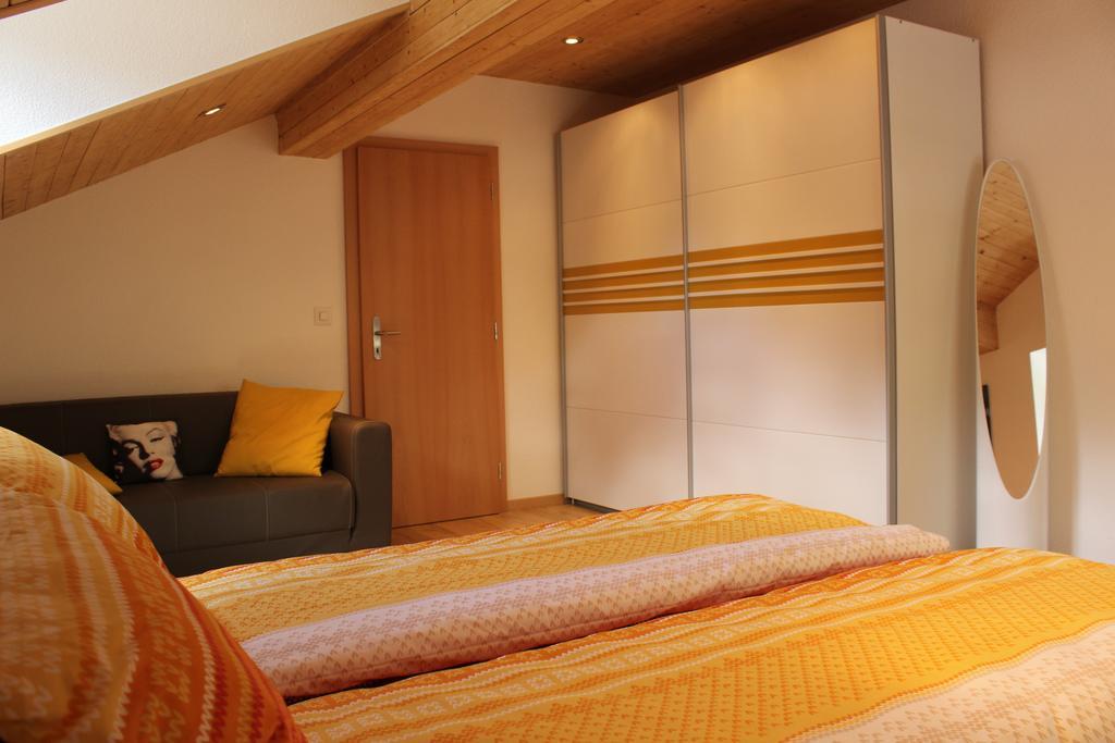 Appartement Haus Dorf 7 à Saas-Grund Extérieur photo